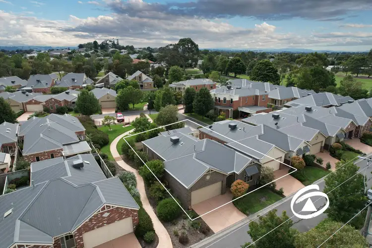 Second view of Homely unit listing, 19/1 Malouf Court, Pakenham VIC 3810