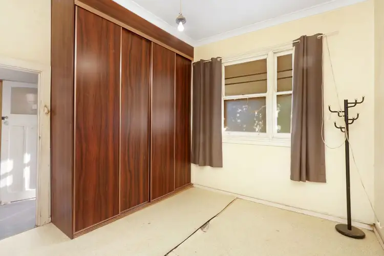 Fifth view of Homely house listing, 327 Kaolin Street, Broken Hill NSW 2880