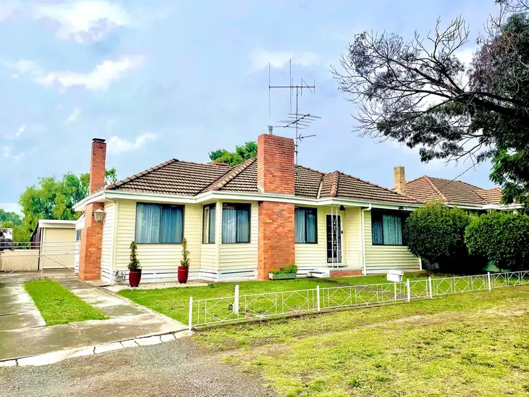 8 Grace Street, White Hills VIC 3550