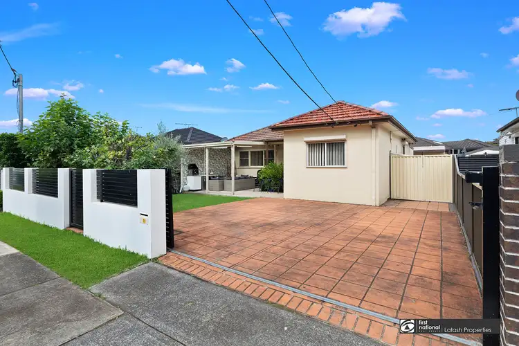 11 Wilbur Street, Greenacre NSW 2190