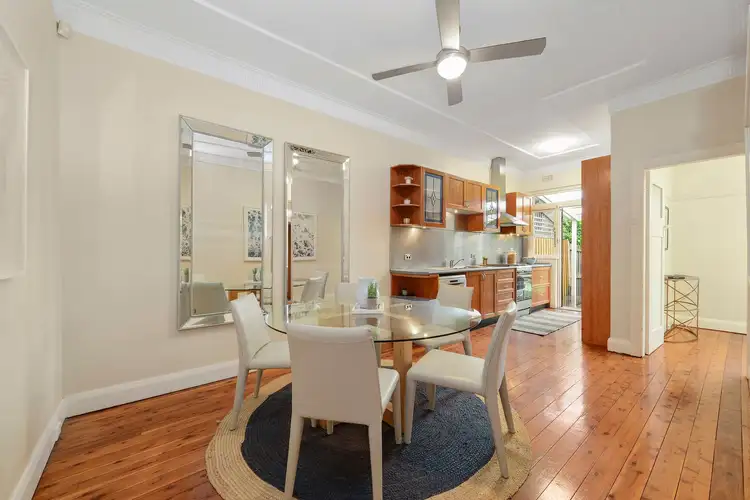 16 Oakley Road, North Bondi NSW 2026