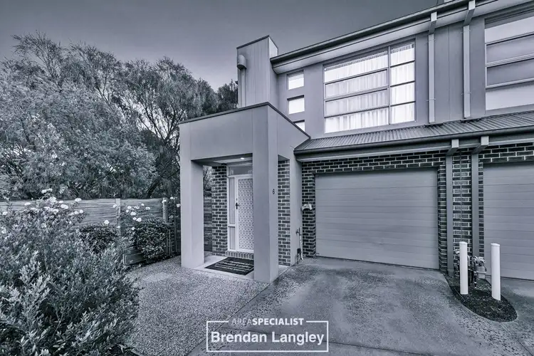 6/16-20 Honeysuckle Close, Pakenham VIC 3810