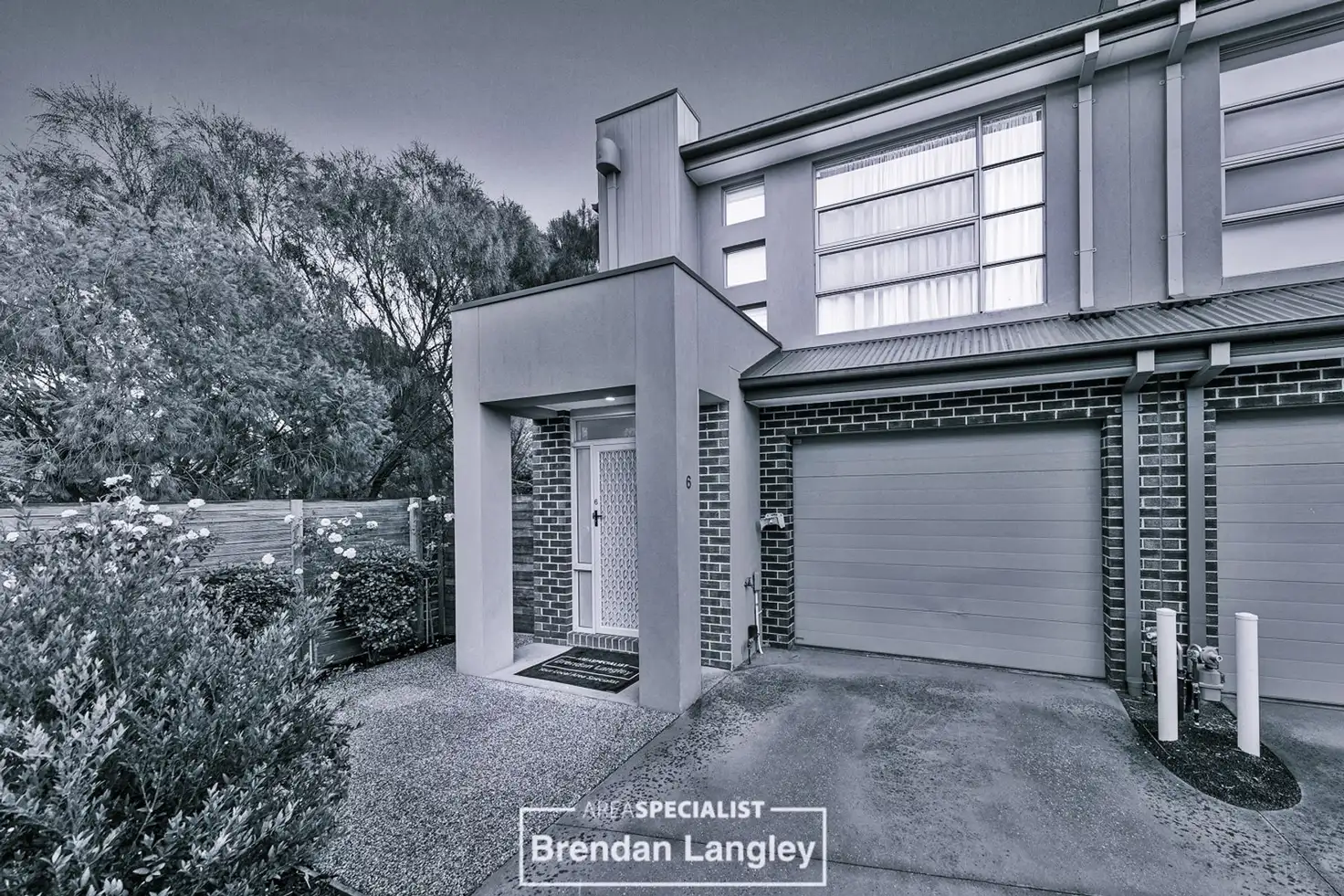 Main view of Homely townhouse listing, 6/16-20 Honeysuckle Close, Pakenham VIC 3810