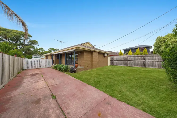 Second view of Homely house listing, 4 Highview Avenue, Cranbourne VIC 3977