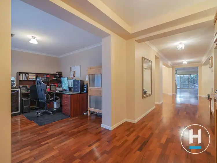 Fourth view of Homely house listing, 6 Garfield Way, Craigieburn VIC 3064