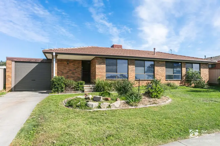 30 William Drive, Kangaroo Flat VIC 3555