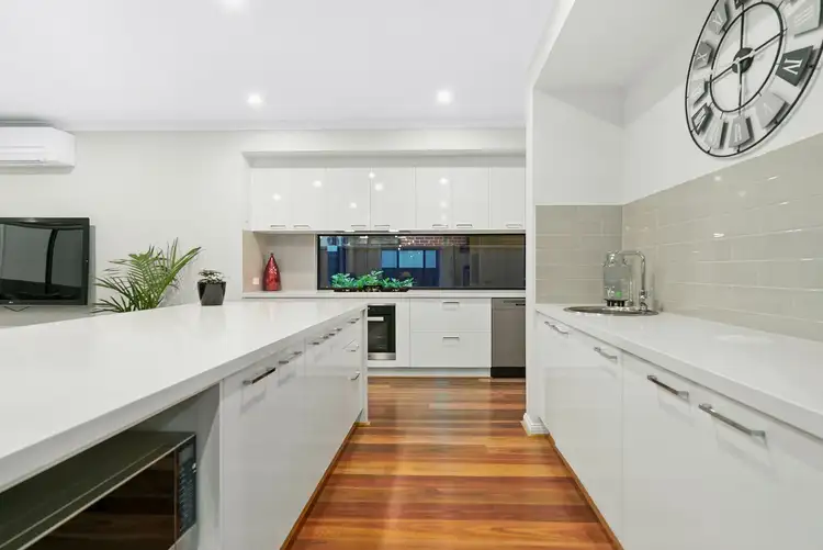 Fifth view of Homely house listing, 5 Tylers Run, Keysborough VIC 3173