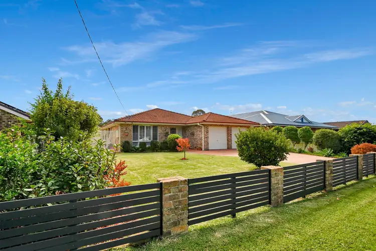 25 Emmett Street, Callala Bay NSW 2540
