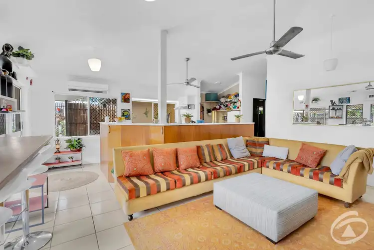 2/1 Josephine Close, Yorkeys Knob QLD 4878