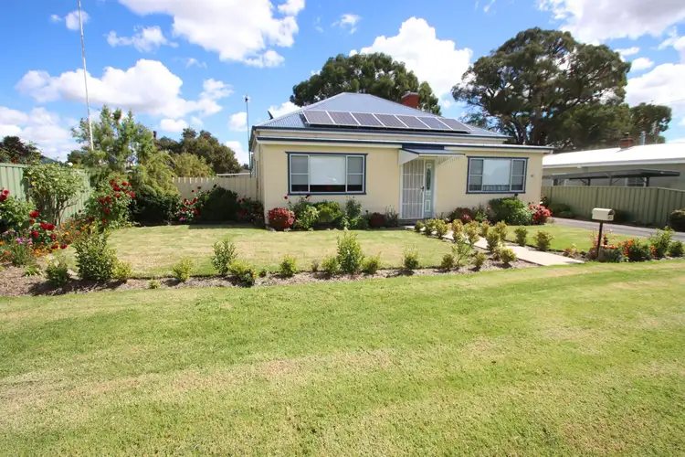 62 Wood Street, Tenterfield NSW 2372