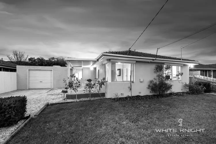 12 Tanglewood Street, Kings Park VIC 3021