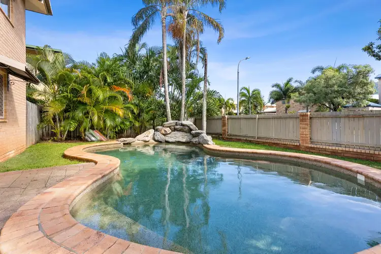 4/3 Grantala Street, Manoora QLD 4870