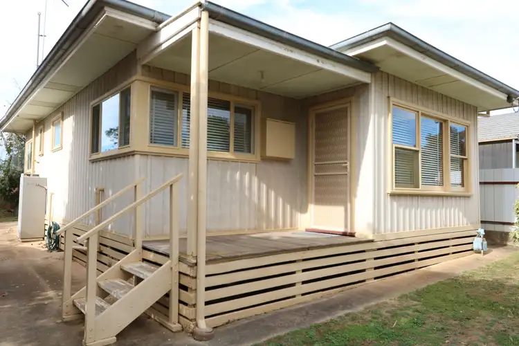 16 Clarke Street, Maryborough VIC 3465