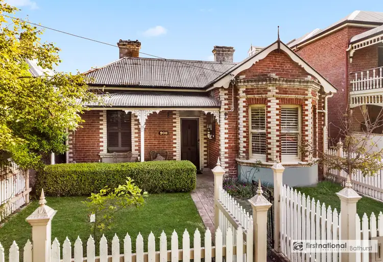 208 Russell Street, Bathurst NSW 2795