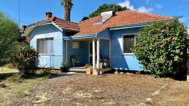 7 Birch Street, Waroona WA 6215