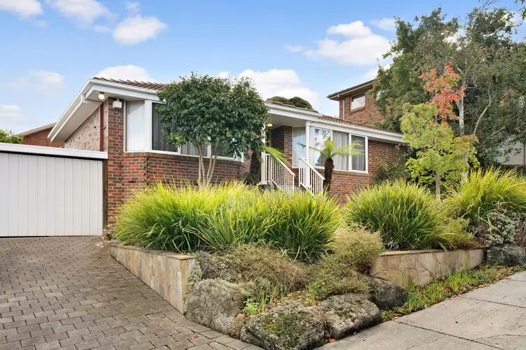 1/3 Kenross Drive, Wheelers Hill VIC 3150
