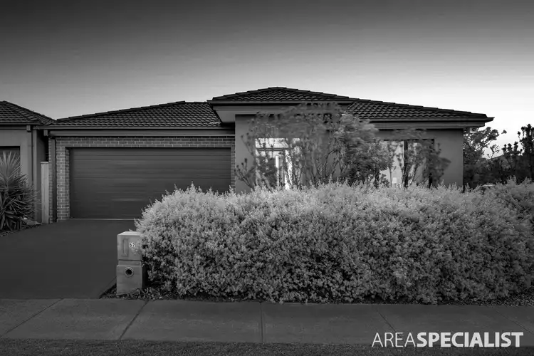 52 Spectacle Crescent, Point Cook VIC 3030