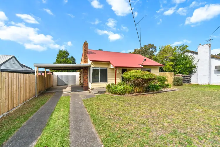 8 Ryan Avenue, Traralgon VIC 3844