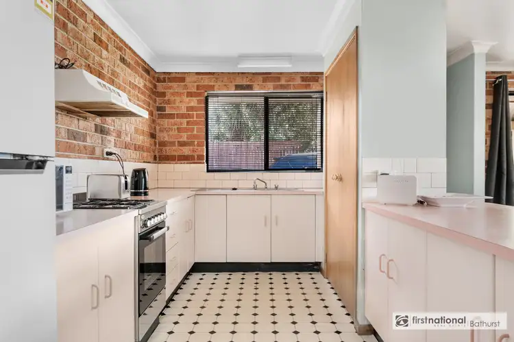 Fourth view of Homely house listing, 4/41 Lambert Street, Bathurst NSW 2795