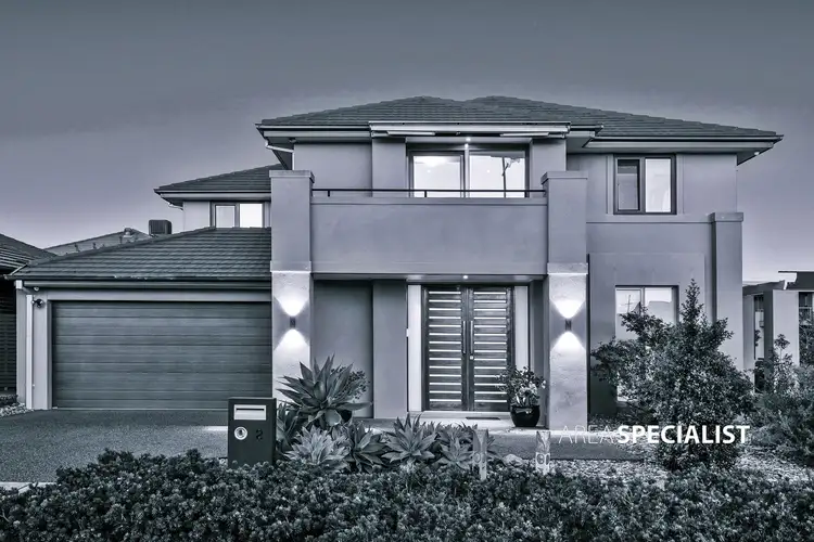 2 Clinton Drive, Keysborough VIC 3173