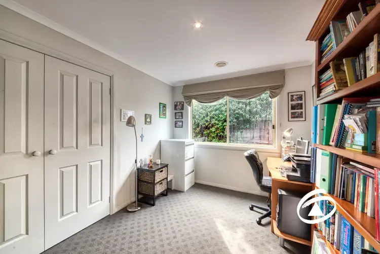 Fifth view of Homely house listing, 10 Johnsons Place, Pakenham VIC 3810