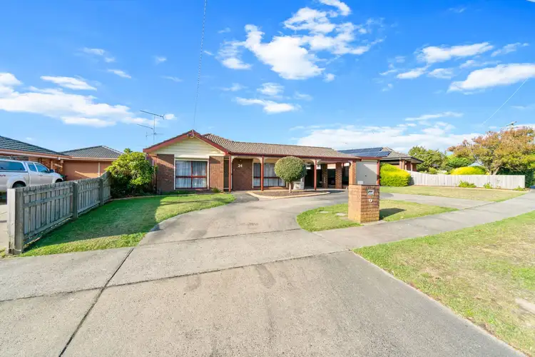 24 Roger Street, Morwell VIC 3840