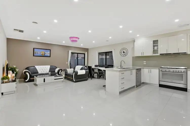 Fifth view of Homely house listing, 7 Tankard Drive, Cranbourne East VIC 3977