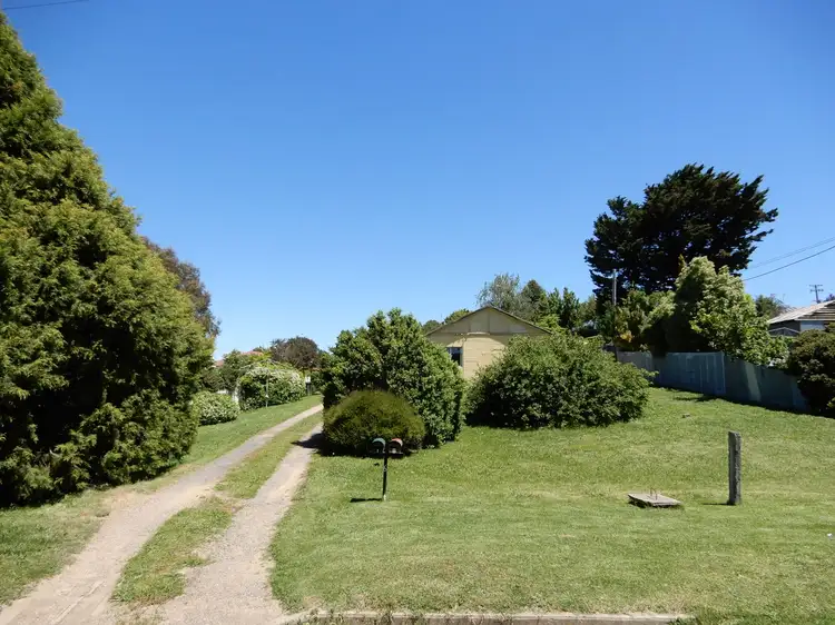 6 Dart St, Oberon NSW 2787