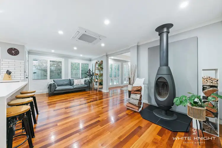 Fourth view of Homely house listing, 5 Nullarbor Place, Caroline Springs VIC 3023