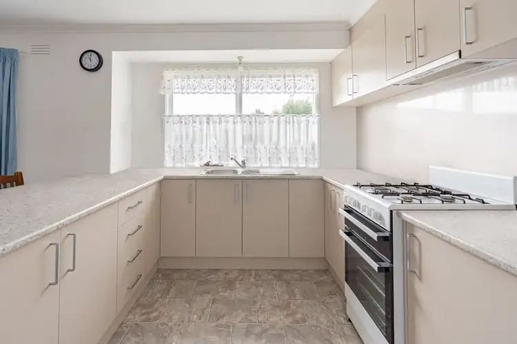 Sixth view of Homely house listing, 17 Mockridge Drive, Kangaroo Flat VIC 3555