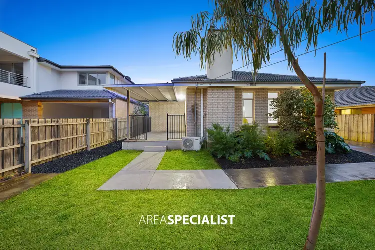 1/19 Chifley Crescent, Dandenong North VIC 3175