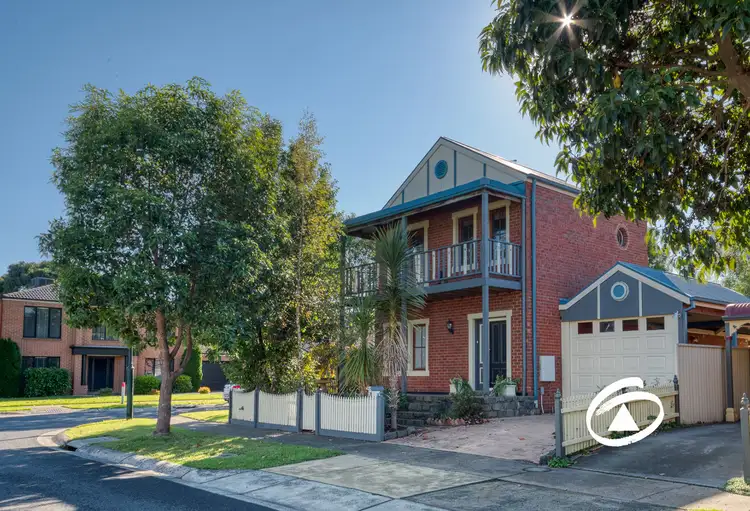 16 Spring Circuit, Pakenham VIC 3810