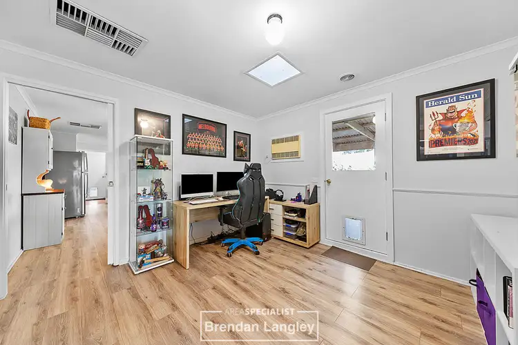Fifth view of Homely house listing, 2/3 Cantle Close, Pakenham VIC 3810