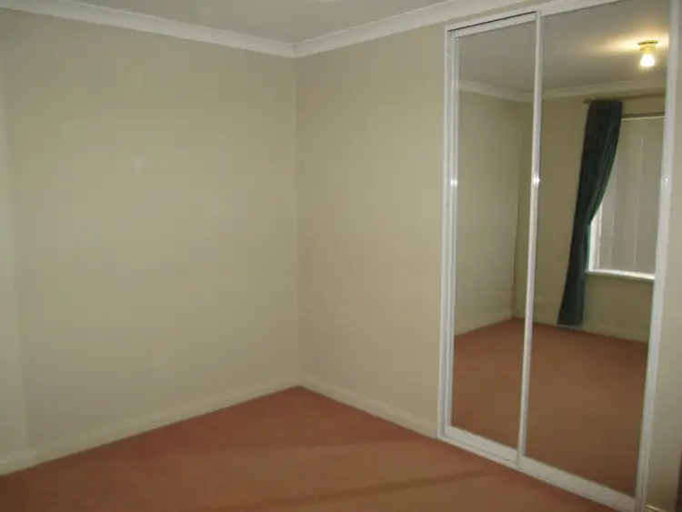 Fourth view of Homely unit listing, 2/2 Ochiltree Street, Somerville WA 6430