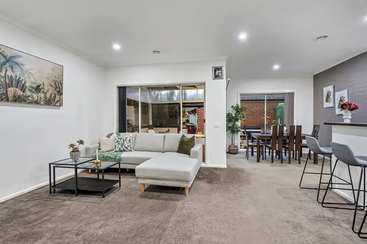 Fifth view of Homely house listing, 18 Kirren Close, Cranbourne VIC 3977