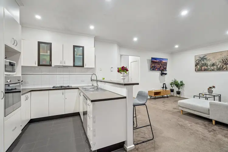 Sixth view of Homely house listing, 18 Kirren Close, Cranbourne VIC 3977