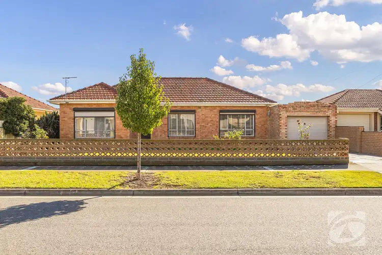 15 Airdrie Avenue, Seaton SA 5023