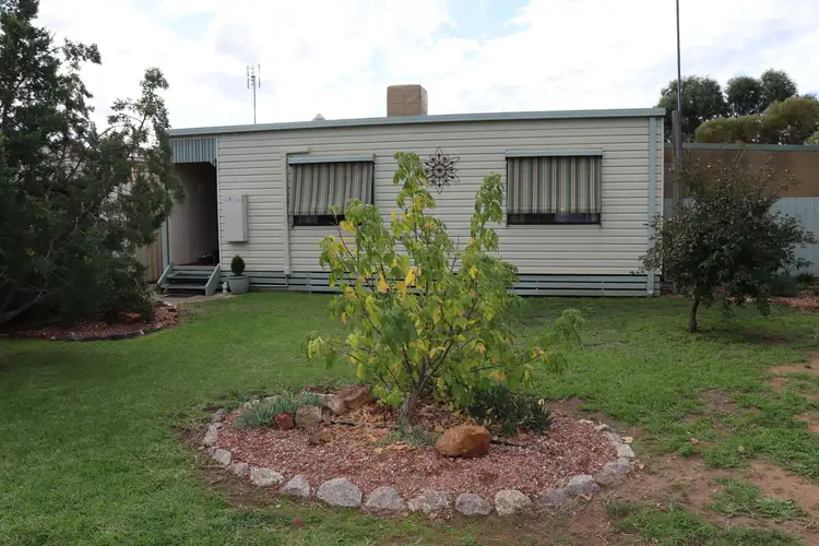 24 Railway Place, Gunbower VIC 3566
