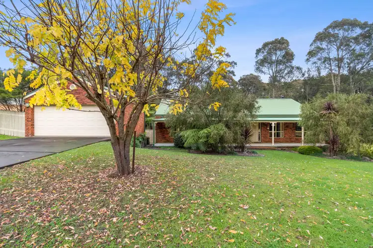 11 Lisa Place, Sunshine Bay NSW 2536