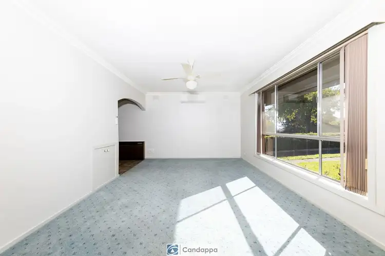 Fifth view of Homely house listing, 10 Lindsay Street, Drouin VIC 3818