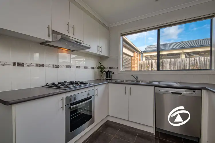 Third view of Homely house listing, 6 Samchelle Place, Pakenham VIC 3810
