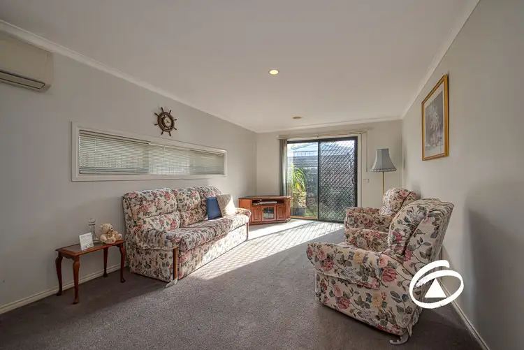 Fourth view of Homely house listing, 6 Samchelle Place, Pakenham VIC 3810
