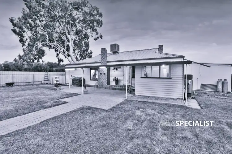 564 Dairtnunk Avenue, Cardross VIC 3496