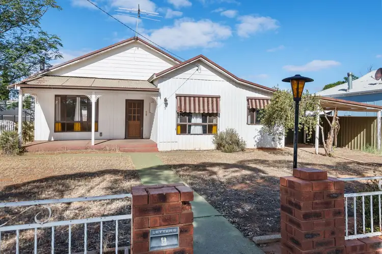9 Addis Street, Lamington WA 6430