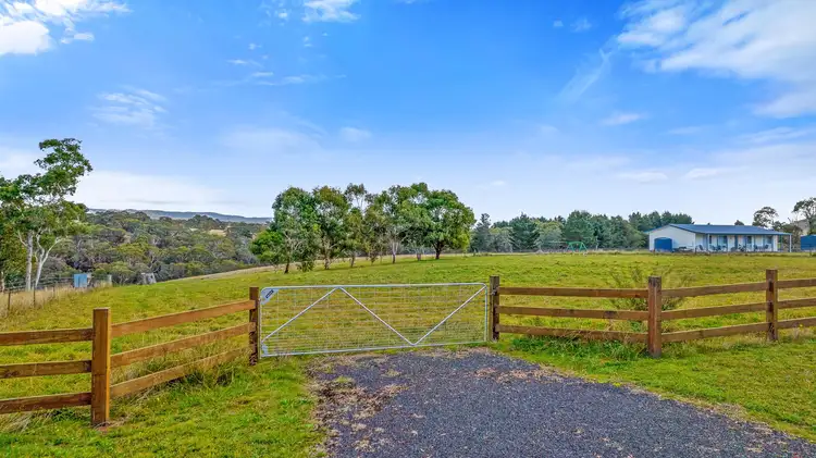 82 Park View Avenue, Portland NSW 2847