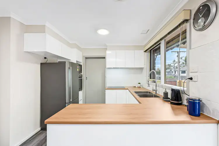 Sixth view of Homely house listing, 6 Callistemon Court, Doncaster East VIC 3109