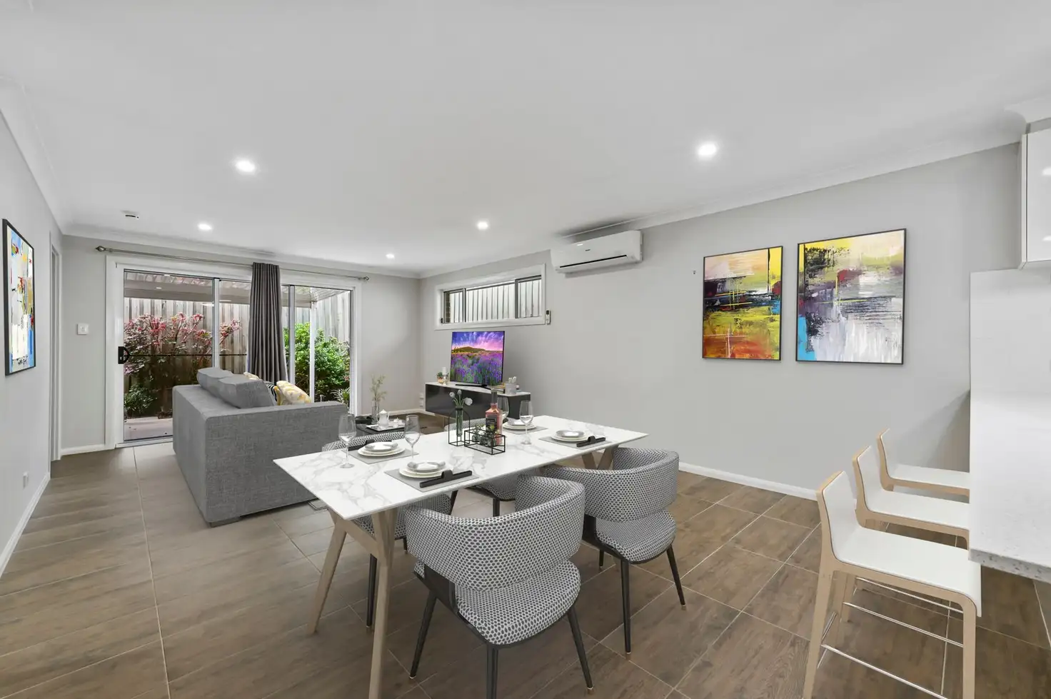 Main view of Homely unit listing, 2/20 Camborne Street, Kleinton QLD 4352
