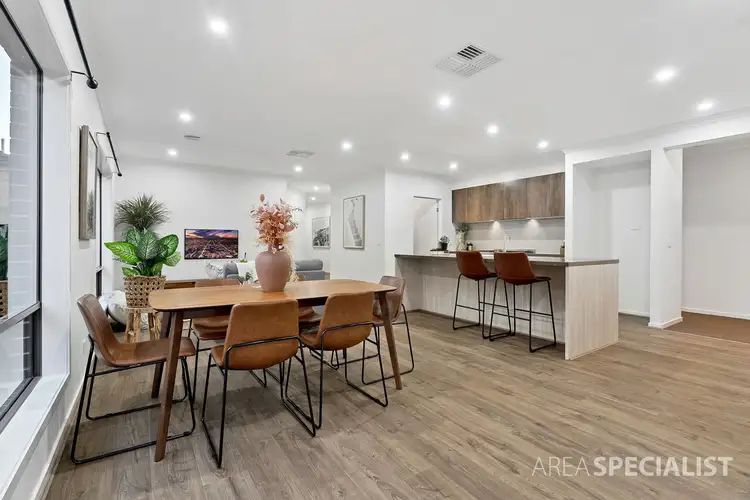 Sixth view of Homely house listing, 5 Mare Close, Cranbourne East VIC 3977