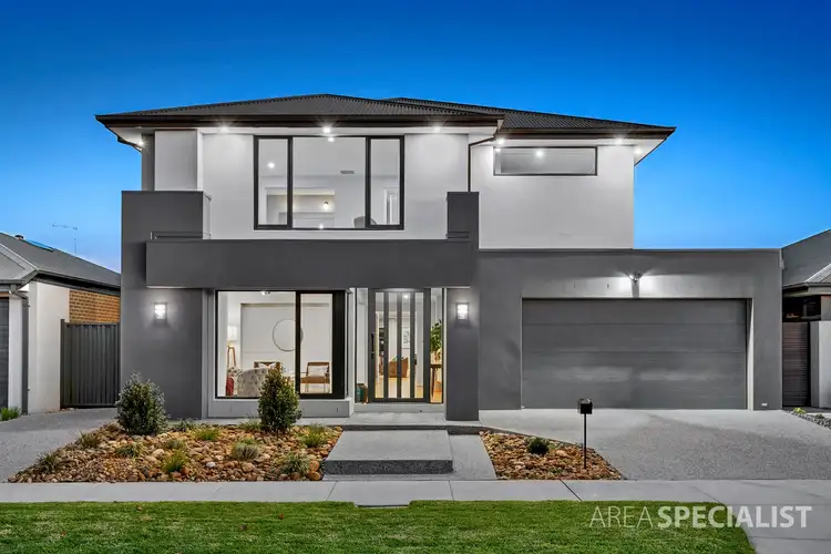 28 Vasello Circuit, Cranbourne South VIC 3977