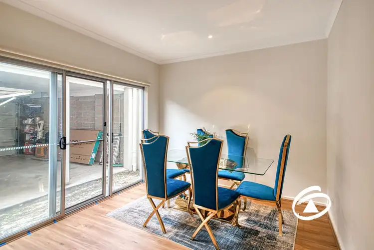 Sixth view of Homely house listing, 2/11 Howqua Place, Pakenham VIC 3810